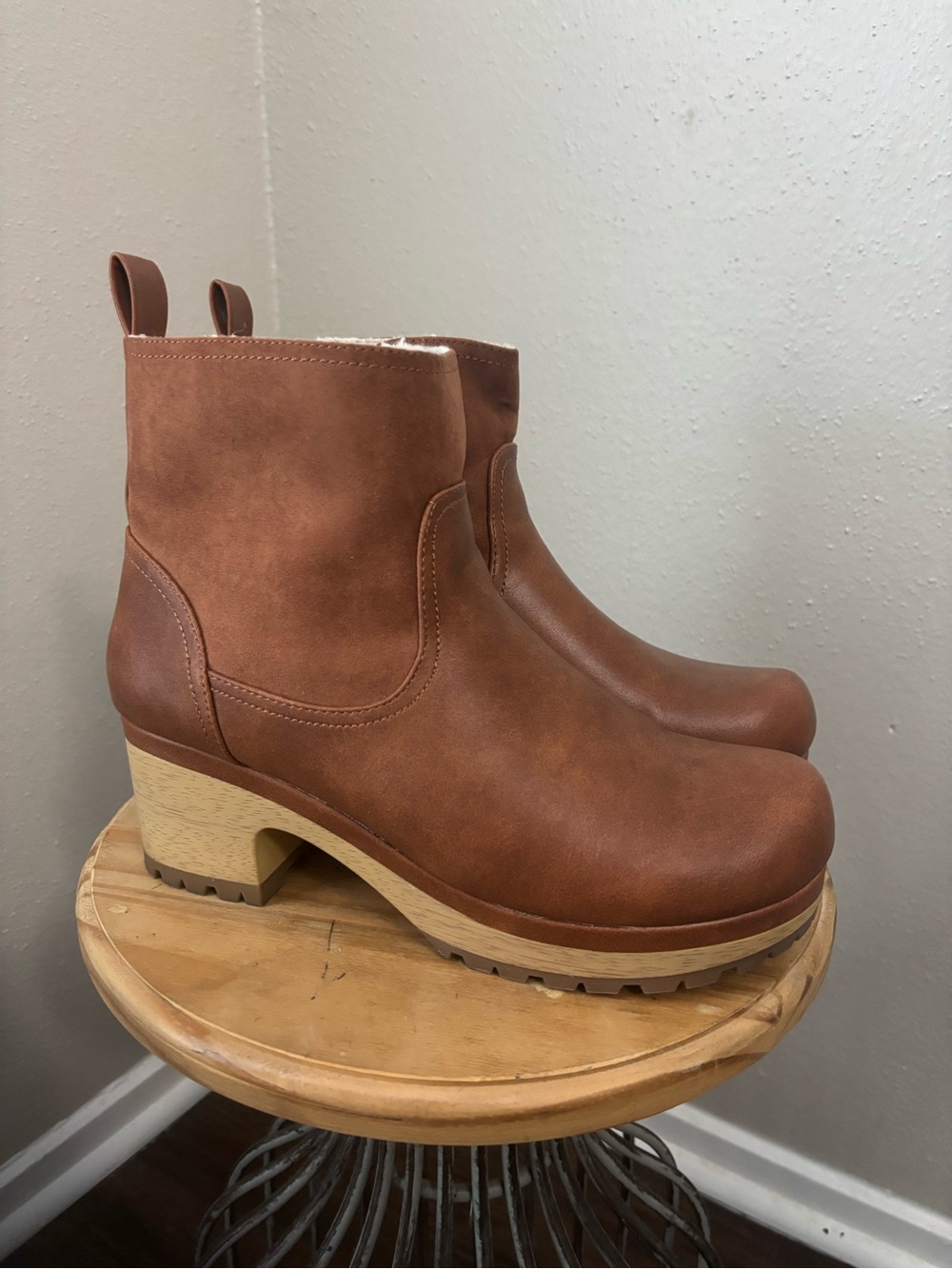 Universal Thread Women's Cognac Platform Ankle Boots